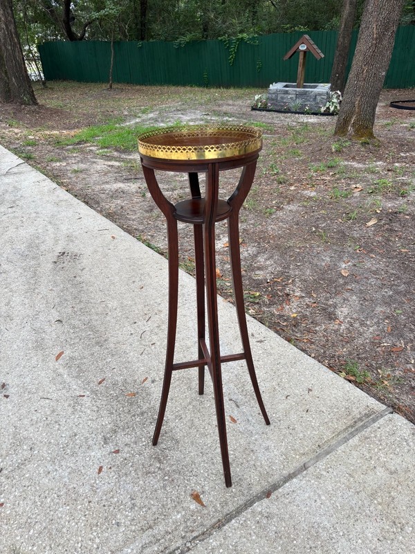 BAKER Regency Style Mahogany Plant Stand Pedestal gallery