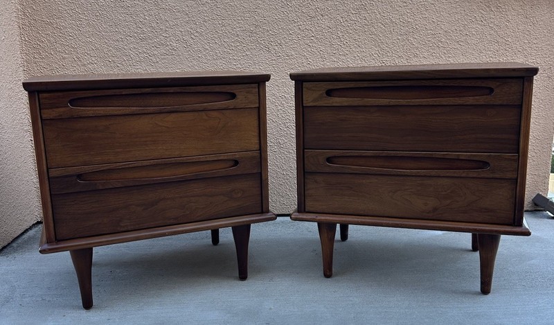 Mid Century Modern 2-Drawer Walnut Night/End Tables by American of Martinsville