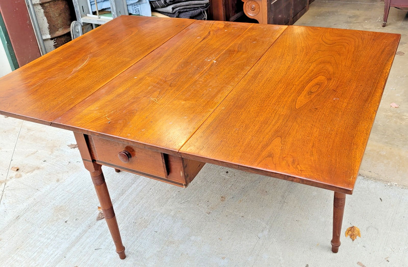ANTIQUE SHERATON PERIOD WALNUT GATELEG TABLE WITH DRAWER gallery