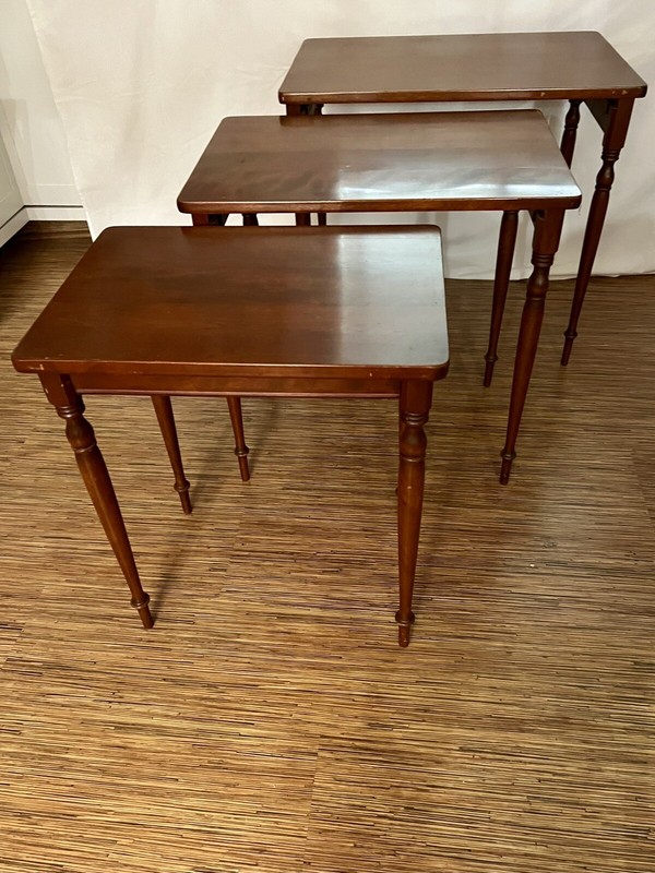 Vintage Mid Century Baumritter - Set of 3 - Solid Maple Nesting Tables 1960 gallery