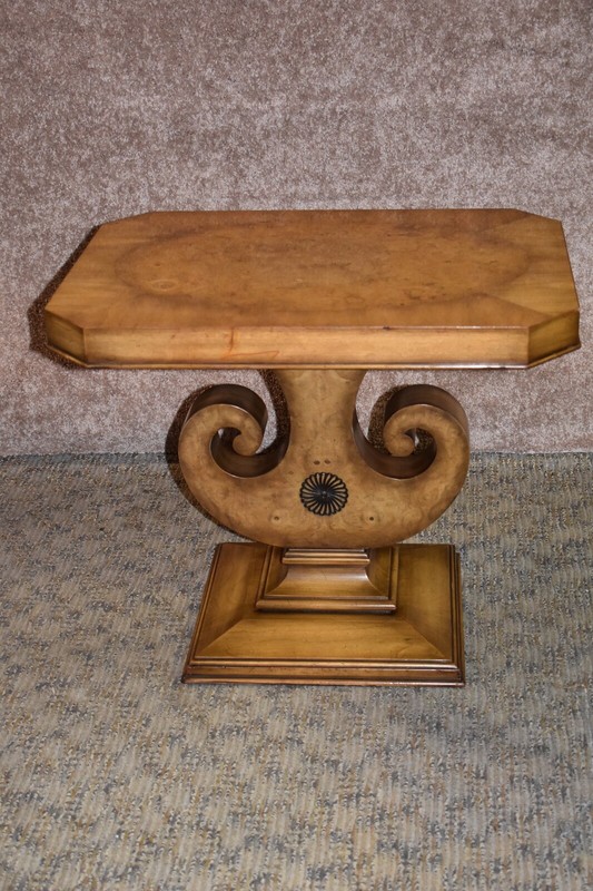 Vintage Weiman Mid Century Neo-Classic Style Table w/Inlaid Burl Top gallery