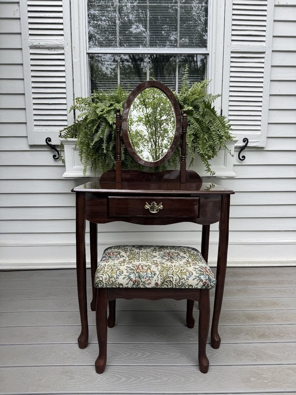 VTG BOMBAY COMPANY VANITY END SIDE TABLE DESK NIGHTSTAND & MIRROR & STOOL BENCH