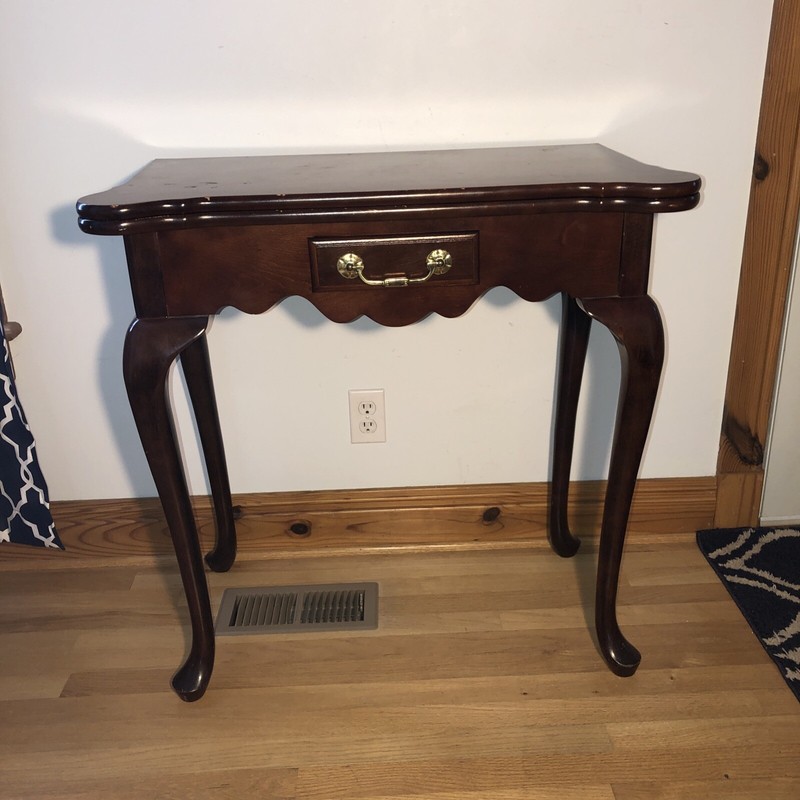 Bombay Company Queen Anne Mahogany Wood Game Card Fold Over Out Console Table
