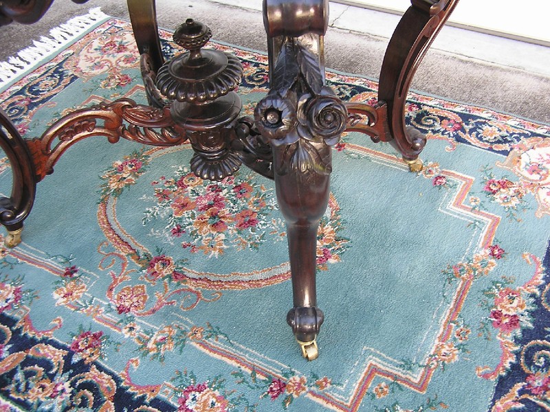 BEAUTIFUL VICTORIAN LAMINATED ROSEWOOD MEEKS CENTER TABLE gallery