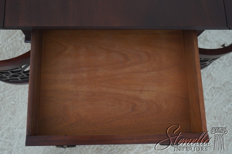 L73042: CRAFTIQUE Mahogany Dropleaf Pembroke Table gallery