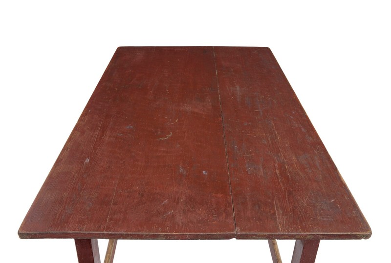 LARGE 19TH CENTURY SCANDINAVIAN PINE PAINTED TABLE gallery