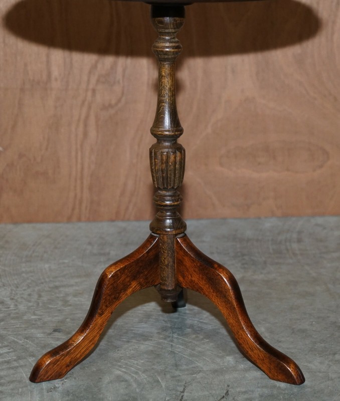 VINTAGE MAHOGANY OXBLOOD TRIPOD SIDE END LAMP WINE TABLE HAND MADE IN ENGLAND gallery