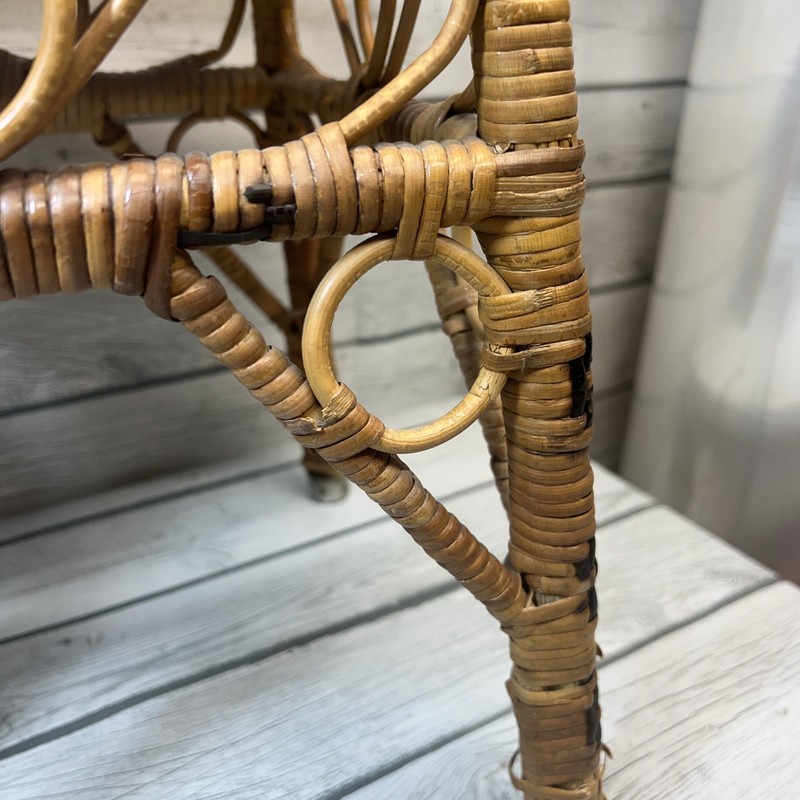 Vintage Rattan Wicker Coffee Patio End Table Plant Stand Stool Boho Chic MCM gallery