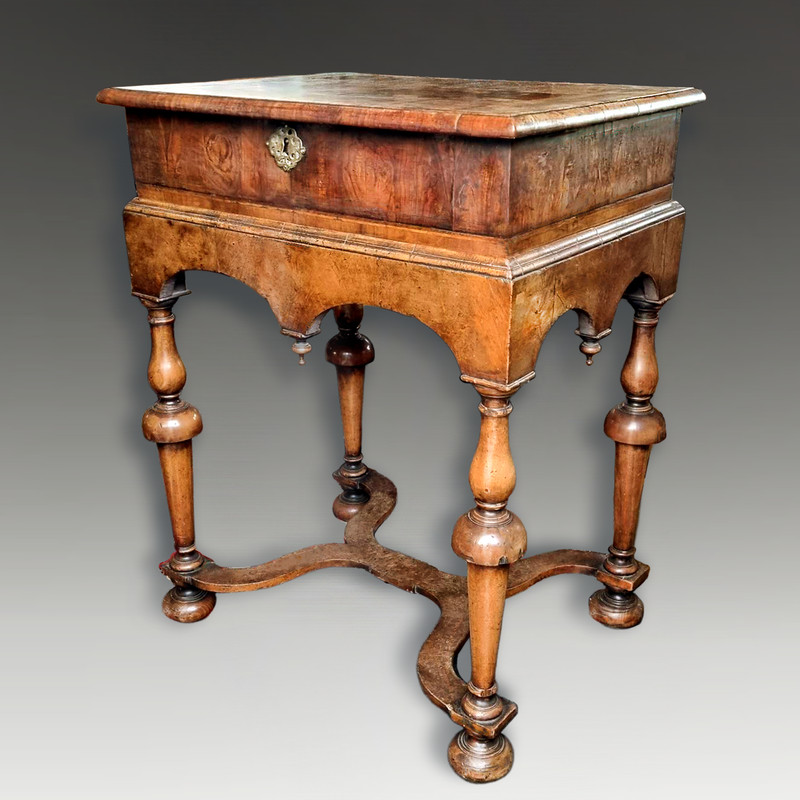 Walnut & Labernum Oyster cut veneered box on stand Circa 1680. Superb figuration gallery