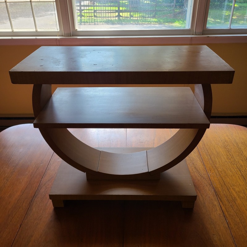 1930s Gilbert Rohde, Pearwood end table. for Brown Saltman/Original Condition