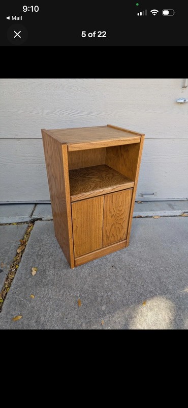 Vintage Rustic Country Farmhouse Oak Wood End Table Nightstand with Shelf H35