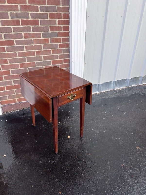 Pembroke Chery Wood Folding Drop Leaf Side / End Table With One Drawer 23x34x26 gallery