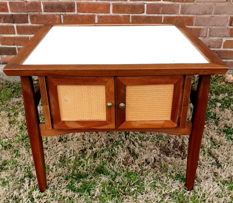 Mid Century Modern White Laminate & Teak? Wood Side/End Table 27″ Square Storage