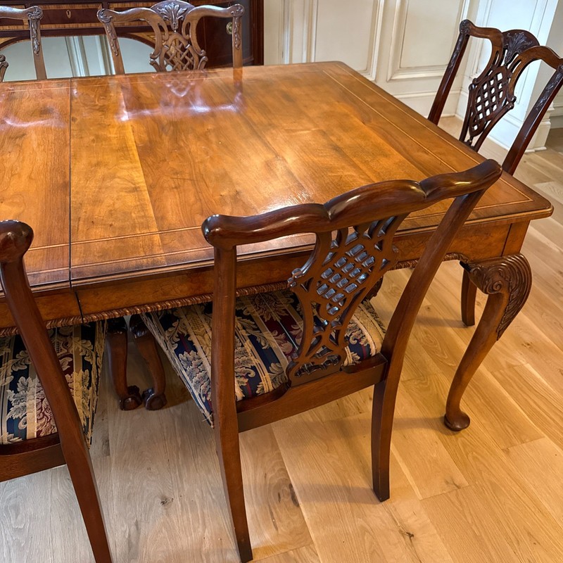 Baker Furniture Stately Homes Chippendale Burled Walnut Extension Dining Table gallery