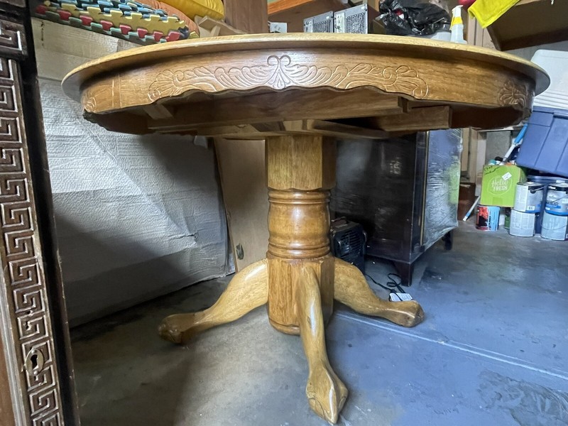1880’s Antique Solid Quarter Sawn Tiger Oak Claw Foot Pedestal Table gallery