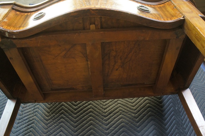 Antique English Hepplewhite Flame Mahogany Serpentine Console Hall Table 36" gallery