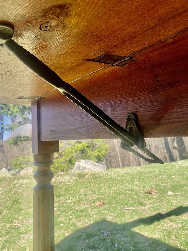 Antique drop leaf table — LOCAL PICKUP ONLY gallery