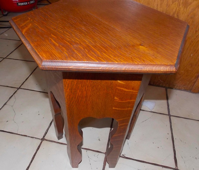 Solid Quarter Sawn Oak Mission / Arts and Craft Plant Stand (PS-74)