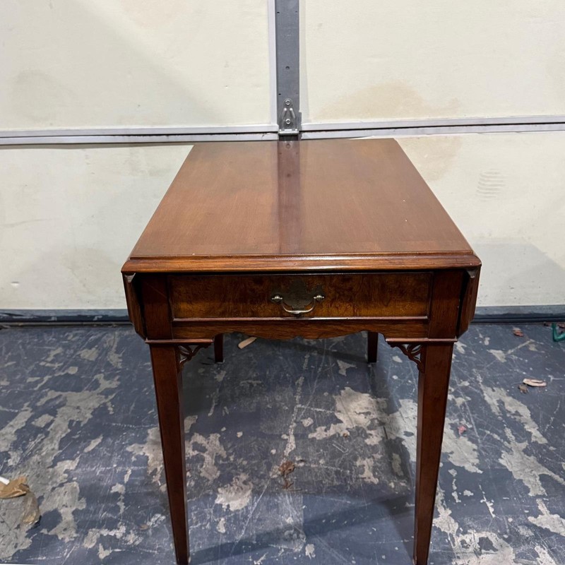 Vintage Hekman Drop Leaf Cherry End Table Wood- Freight / Local Pickup