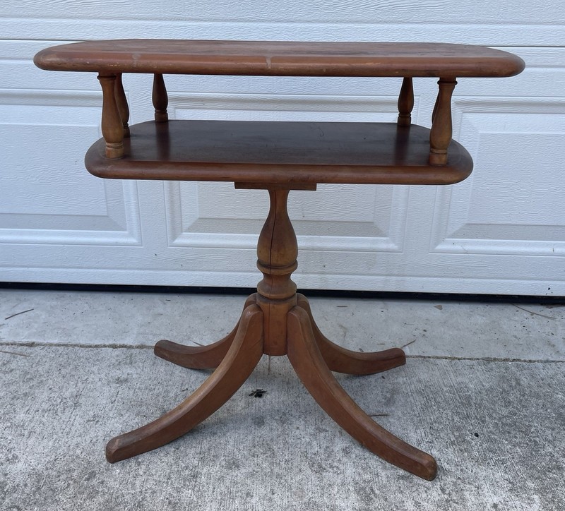 Mid Century American Maple Wooden Pedestal Table 1940's Side End 2 Tier Pedistal