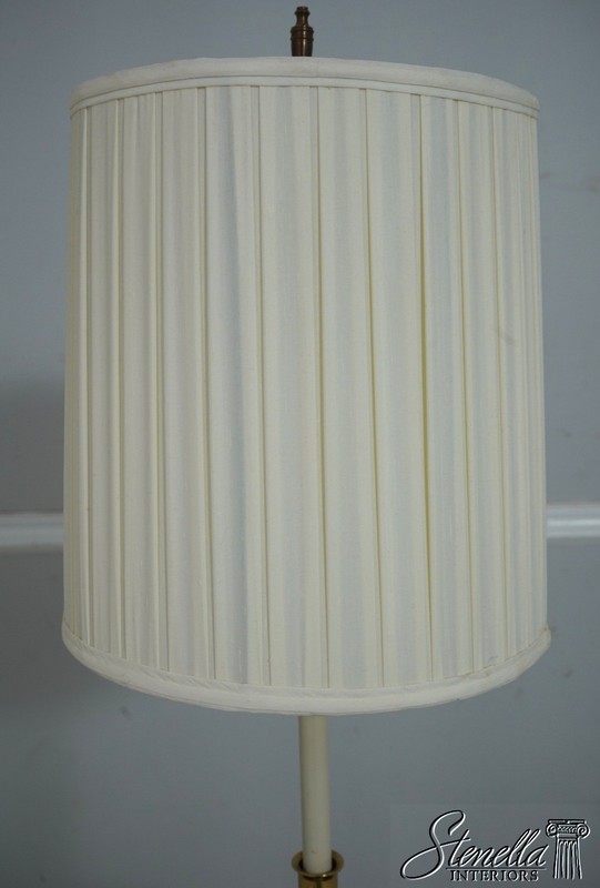 F66181: KNOB CREEK Mahogany Floor Lamp Table gallery