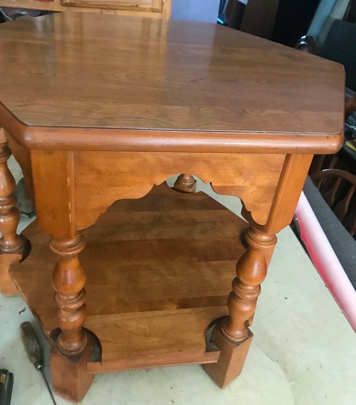 Mid Century Hexagon Formica Top Maple Ethan Allen End Table (ET638) (EA-45)