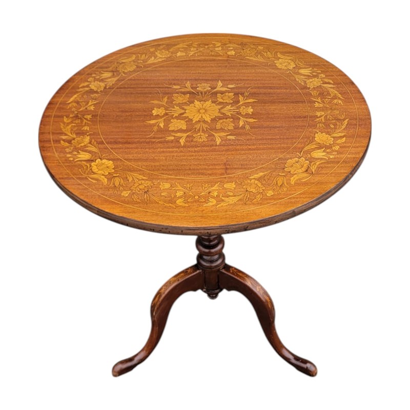 1920s Mahogany Inlaid Tilt-Top Table – Queen Anne Style Pedestal Center Table