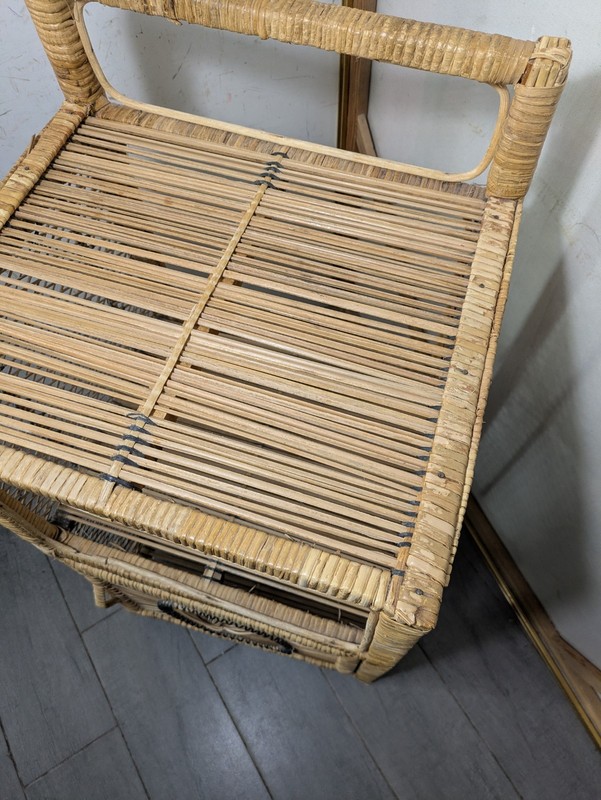 Vintage Peacock Wicker Rattan Table Nightstand Boho Chic Coastal Sunburst MCM V7 gallery
