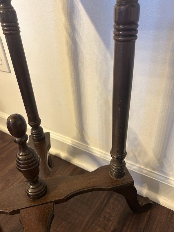 VTG 1970s American French Country Mahogany Wood 29” Pedestal Side Marble Table gallery