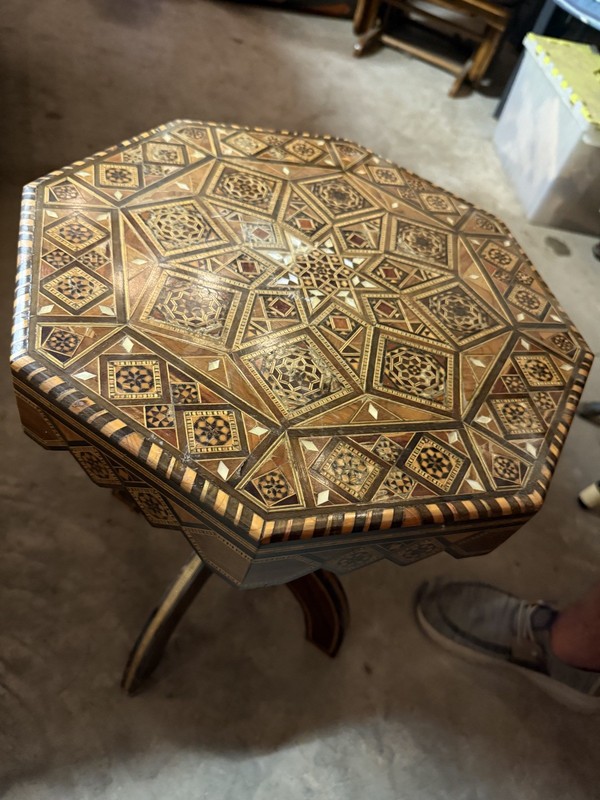 Vintage Pair of 1950s Inlaid Hexagon Side Tables gallery