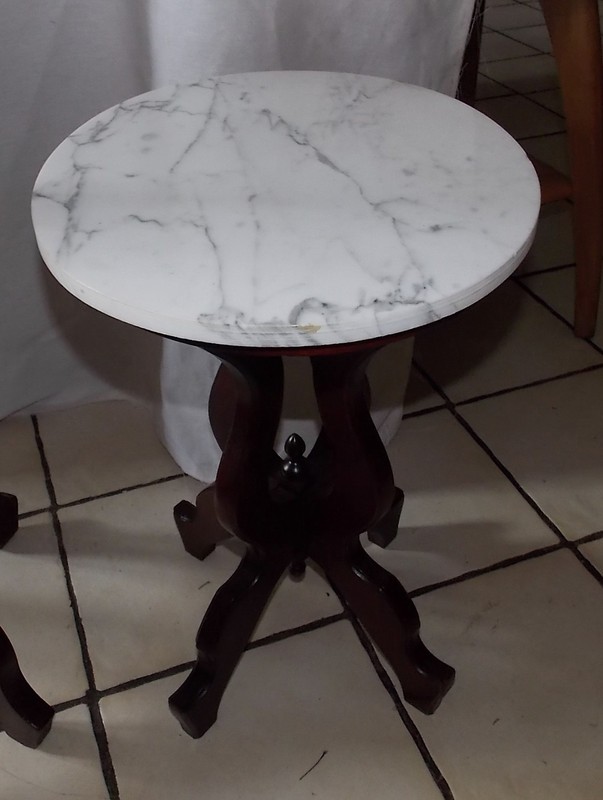 Mahogany Oval Marble Top End Table / Plant Stand (PS99) gallery