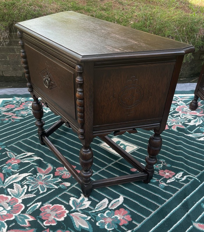 Tomlinson 1930s/40s Jacobean Revival Gothic Carved Romano Oak Server/ Side Table gallery