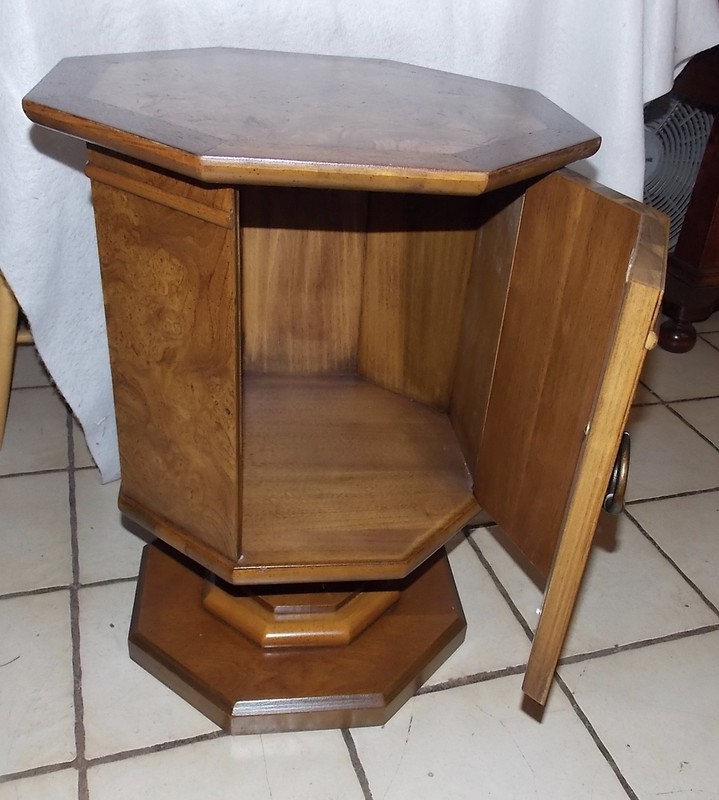 Mid Century Drexel Mahogany / Burl Elm End Table / Side Table (ET392) gallery