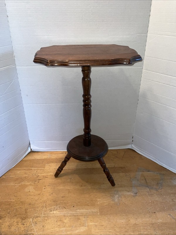 Vintage Wood Tripod Display Fern / Plant Stand Taiwan
