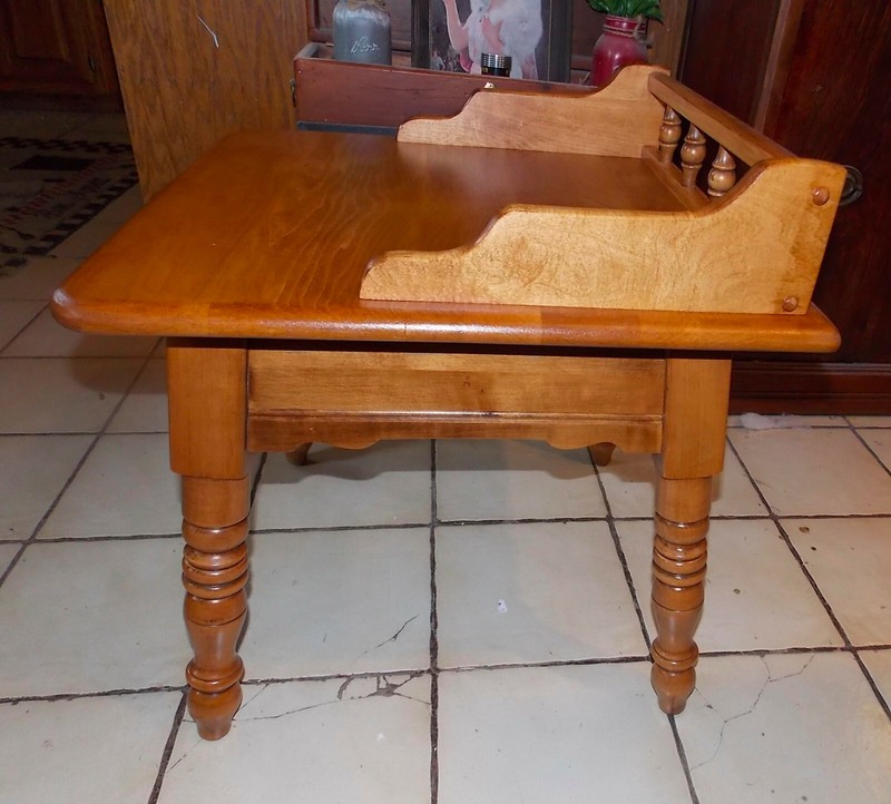 Mid Century Birch Heywood Wakefield End Table / Side Table (ET59) gallery