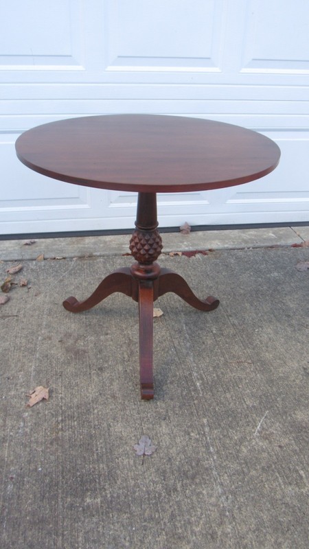 Ethan Allen British Classics Cherry Side Table Piecrust Table