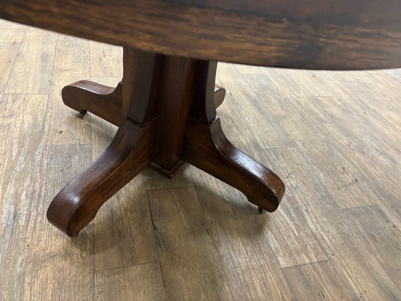 Antique Mission Arts and Crafts Tiger Oak Quarter Sawn Pedestal Dining Table gallery