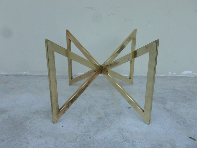 STYLISH ARCHITECTURAL 70’S 4 INTERSECTING BRASS PLATED TRIANGLES COFFEE TABLE