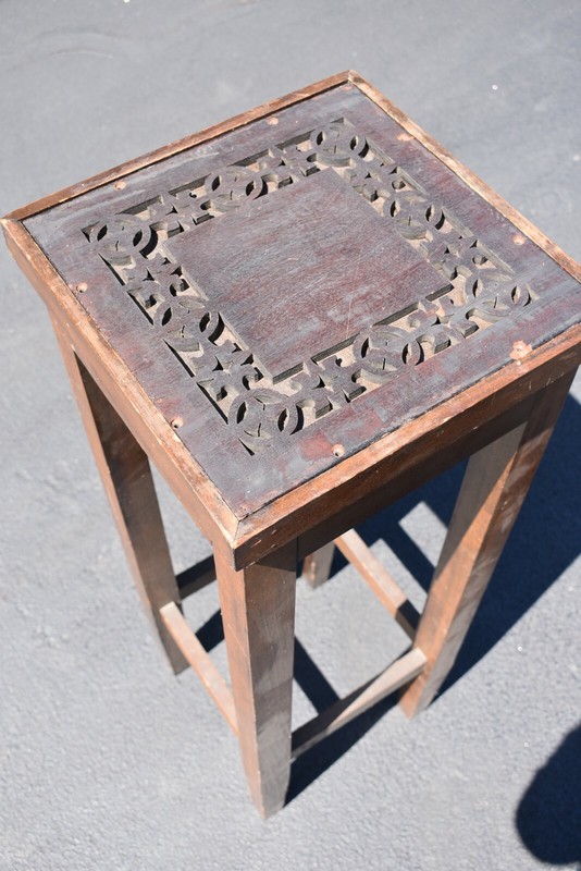 Nice Older Wood Credence Table, Side Table (CU323) chalice co gallery