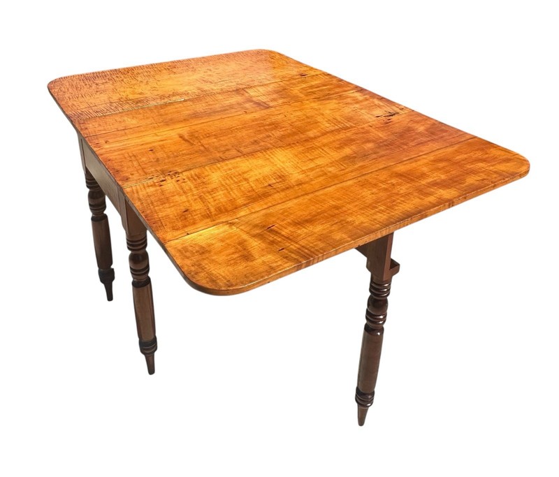 Antique Federal Period New England Tiger Maple & Cherry Dropleaf Dining Table gallery
