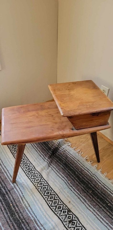 Heywood Wakefield Mid Century End/Side Table gallery