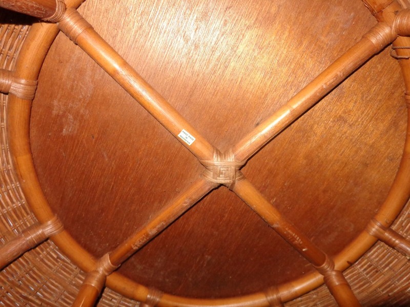 VINTAGE HAND WOVEN WICKER TABLE 28 in DIAMETER 17 in TALL 21 in DIAMETER TOP gallery