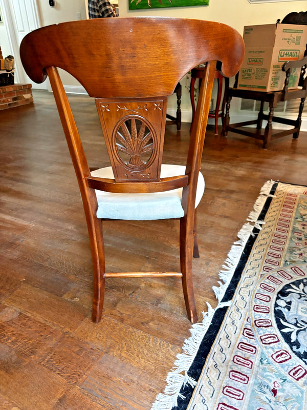 Vintage Duncan Phyfe Style Dining Set – Mahogany Table, Leaves, 4 Chairs, Cover gallery