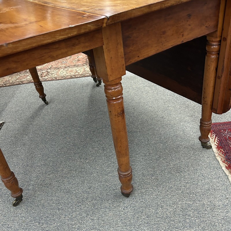 Stunning Antique Large Sheraton Drop Leaf Table With turned legs gallery