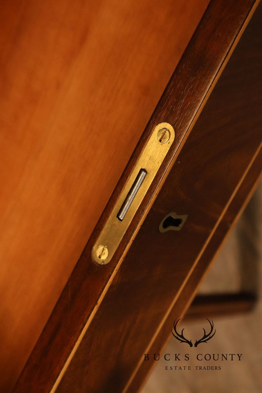 Stickley Colonial Williamsburg Mahogany Inlaid Federal Style End Table gallery