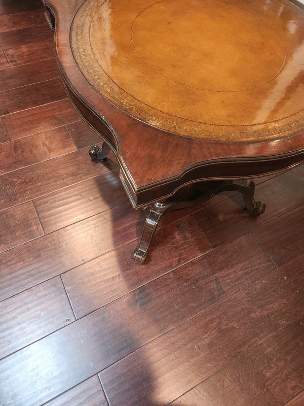 Antique side table with Design inlay. No Shipping Pick-up Only Zip Code 77354 gallery