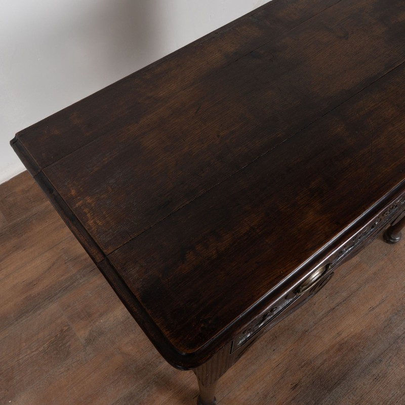 Late 18th Century English Carved Walnut Side Table with Drawer gallery