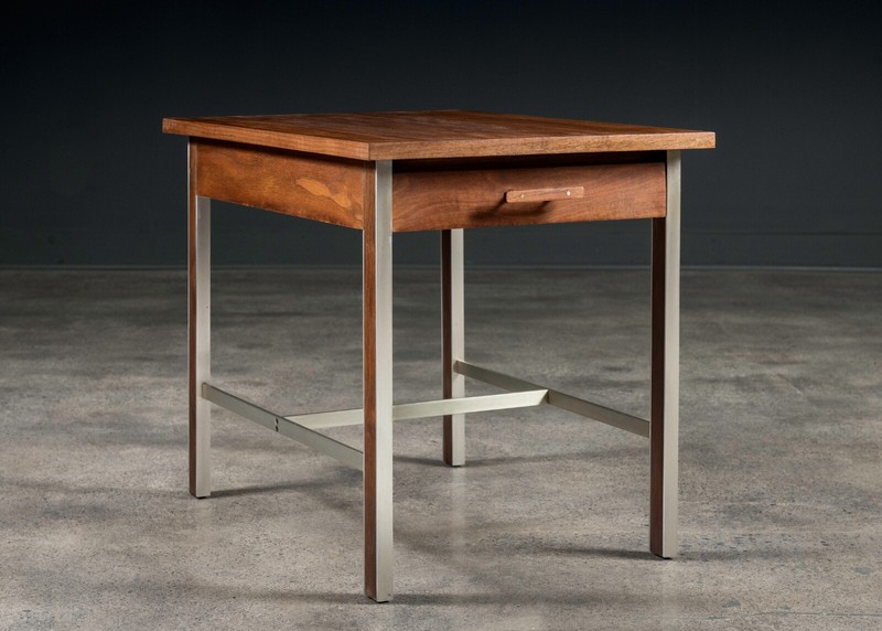 Restored Vintage Paul McCobb for Calvin Midcentury End Table / Nightstand