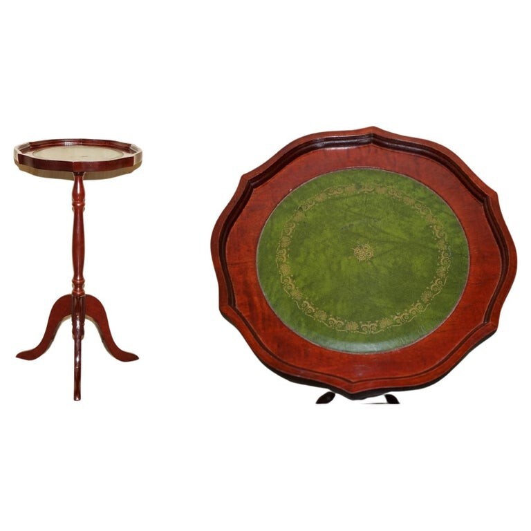 PIE CRUST EDGE HERITAGE GREEN LEATHER GOLD LEAF TRIPOD SIDE END LAMP WINE TABLE