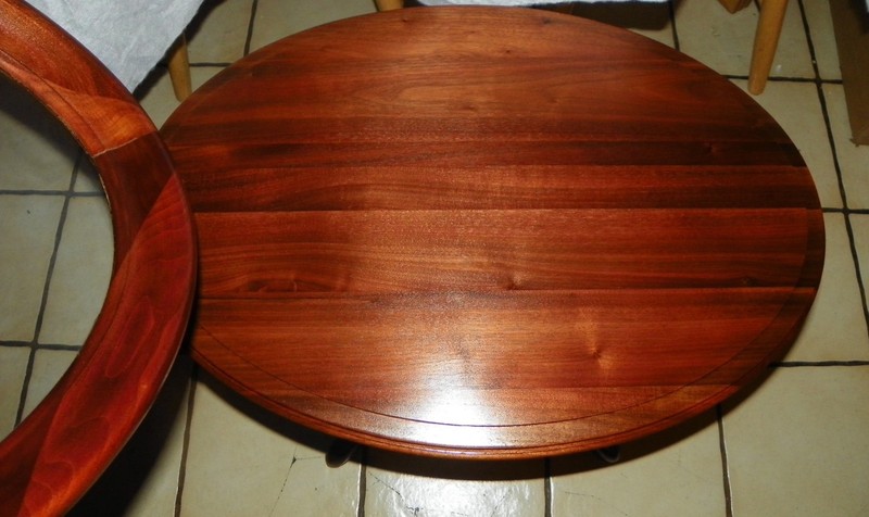 Oval Solid Walnut Carved Coffee Table with Serving Tray (BM) (CT48) gallery